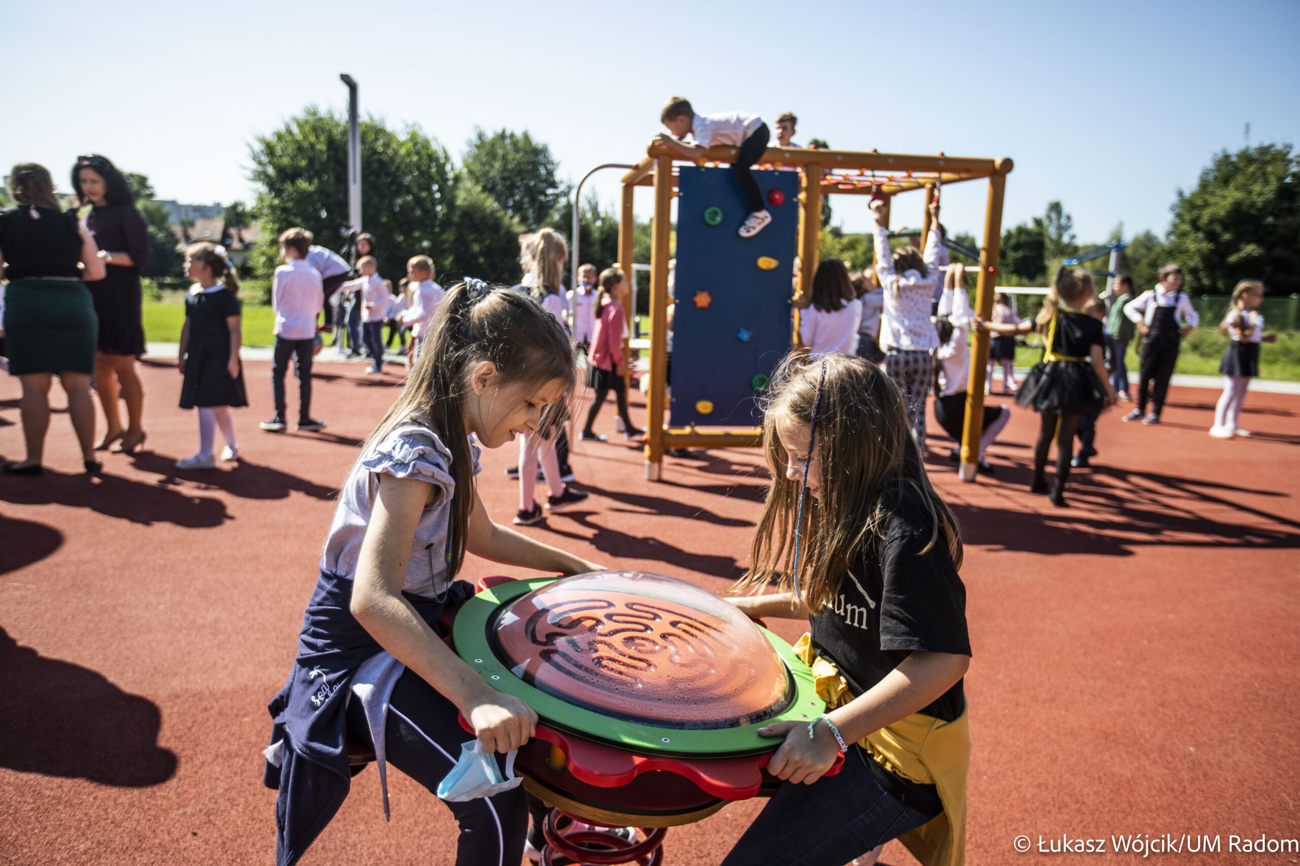 szkola_psp17_plac_zabaw-40