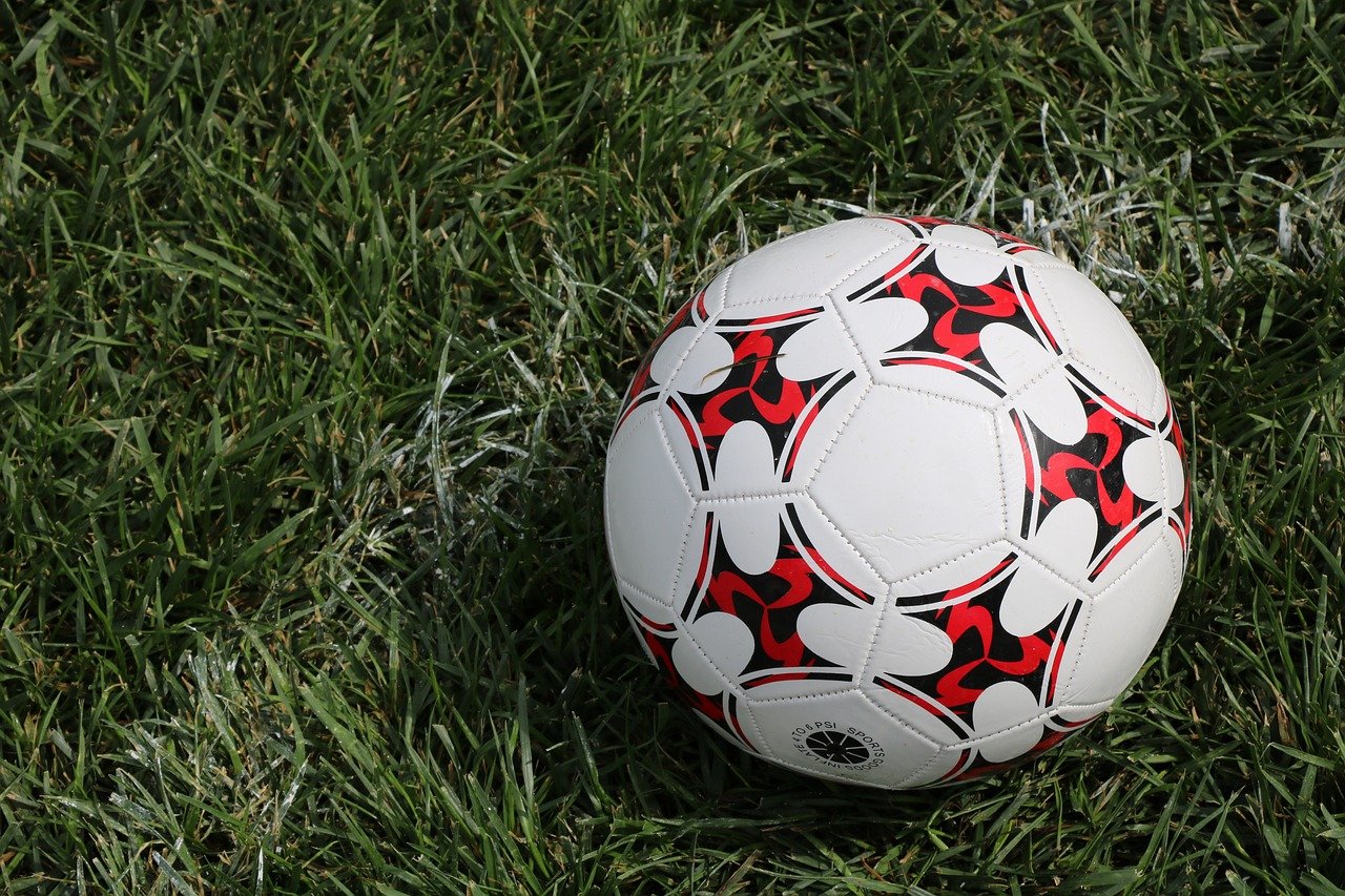 football-8266065_1280